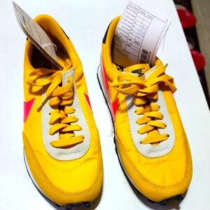 Nike Daybreak Retro SAMPLE Sneaker